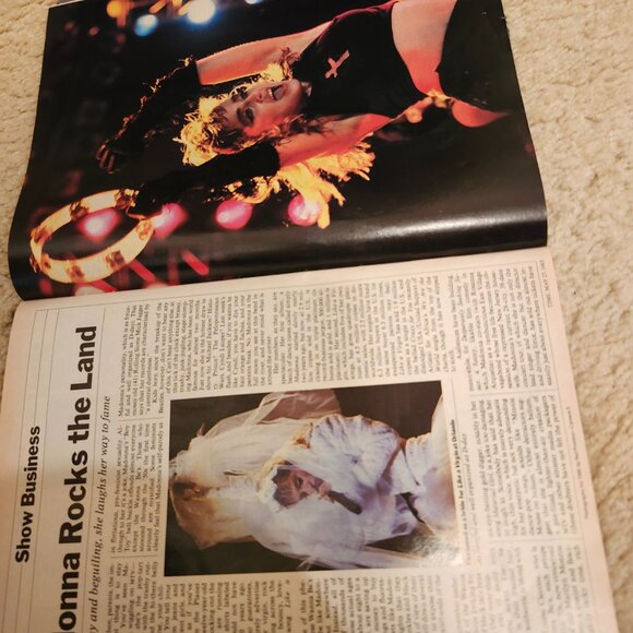 Vintage Time Magazine - MADONNA, 1984 - Picture 3 of 6